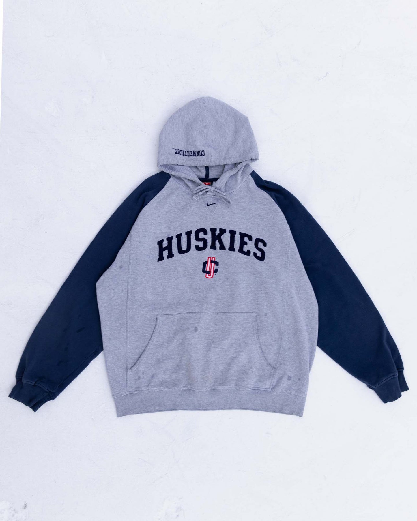 Nike Connecticut Huskies Hoodie